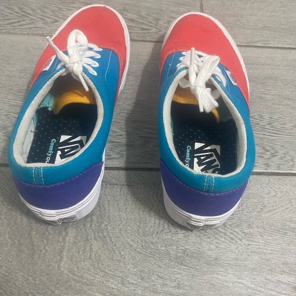 Vans shoes - Picture 6 of 9